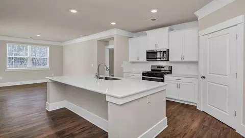 Kitchen - 1833 Kennerly Rd, Irmo, SC 29063 photo 2 of 7
