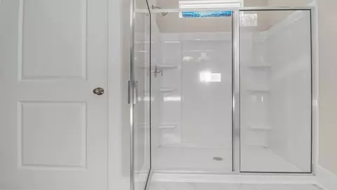 Bath - 1833 Kennerly Rd, Irmo, SC 29063 photo 3 of 5