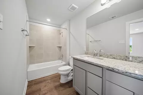 Bath - 113 Two Bits Ln, Elgin, TX 78621 photo 2 of 5