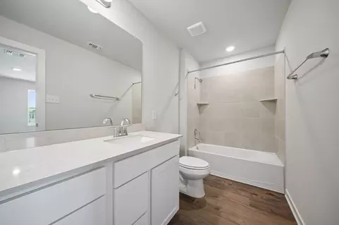 Bath - 113 Two Bits Ln, Elgin, TX 78621 photo 1 of 5