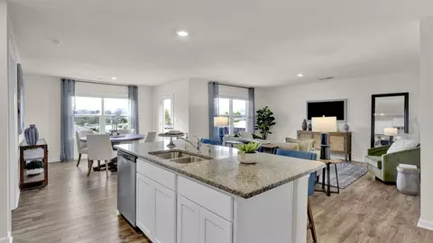 Kitchen - 8009 Swift Current Ln, Corryton, TN 37721 photo 5 of 9