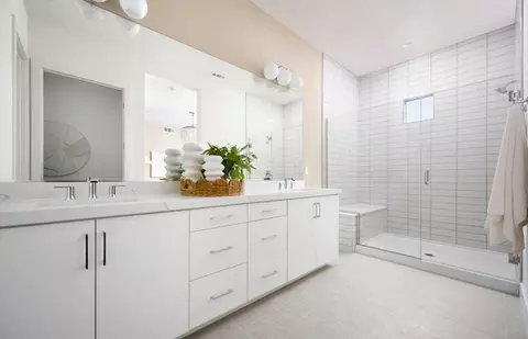 Bath - 604 Gadwall, Irvine, CA 92618 photo 1 of 2