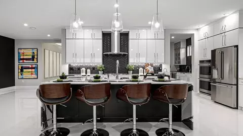 Kitchen - 5035 Shade Forest Dr, Parrish, FL 34219 photo 4 of 10