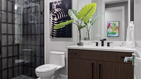 Bath - 5035 Shade Forest Dr, Parrish, FL 34219 photo 2 of 5
