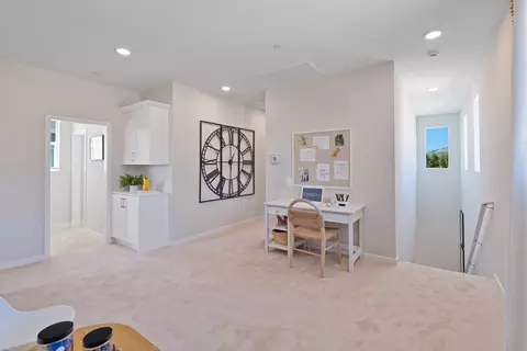 Entry Way - 133 Bushwillow Way, Piru, CA 93040 photo 4 of 4