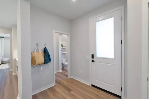 Entry Way - 133 Bushwillow Way, Piru, CA 93040 photo 1 of 4