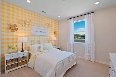 Bedroom - 133 Bushwillow Way, Piru, CA 93040 photo 5 of 6