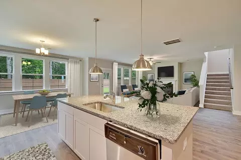 Kitchen - 219 Creek Pointe Dr, Moncks Corner, SC 29461 photo 3 of 10