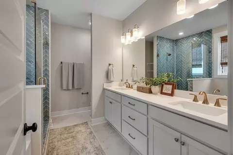 Bath - 219 Creek Pointe Dr, Moncks Corner, SC 29461 photo 10 of 10