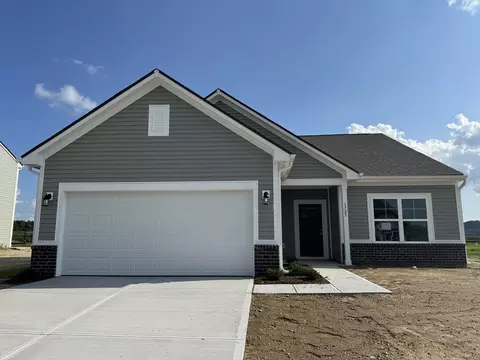 1725 E Hanna Dr, Martinsville, IN 46151