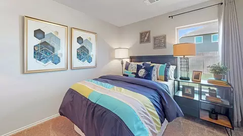 Bedroom - 1068 Raven Walk Dr, Benton, AR 72015 photo 3 of 3