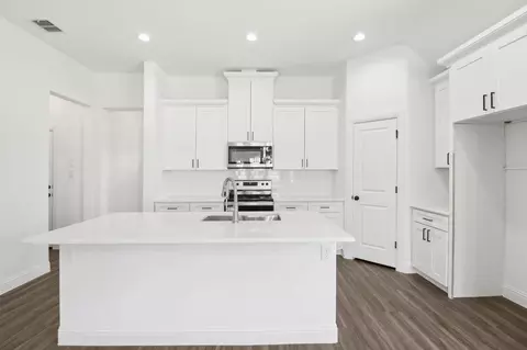 Kitchen - Springfield Rd, Springtown, TX 76082 photo 6 of 6