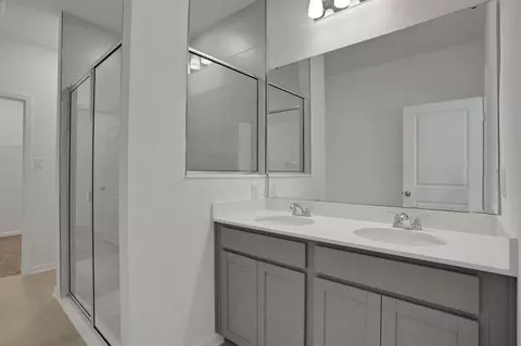 Bath - 1387 Brook Forest Dr, Saint Augustine, FL 32092 photo 5 of 5