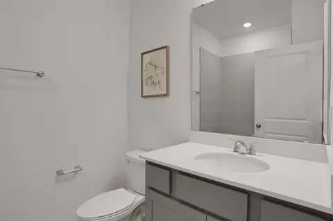 Bath - 1387 Brook Forest Dr, Saint Augustine, FL 32092 photo 3 of 5
