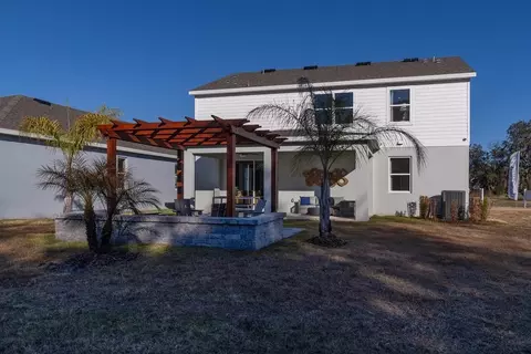 Exterior - 2011 Town Pasture Dr, Eustis, FL 32726 photo 9 of 18