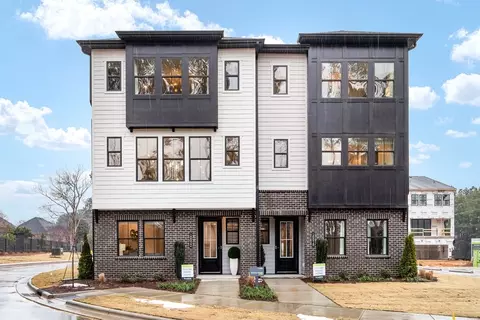 10018 Princess Crossing Dr, Charlotte, NC 28277