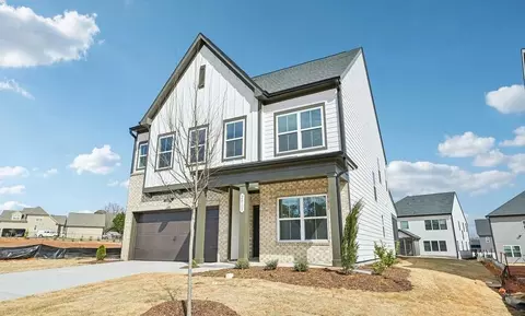 2013 Ken Dr, Fuquay-varina, NC 27526