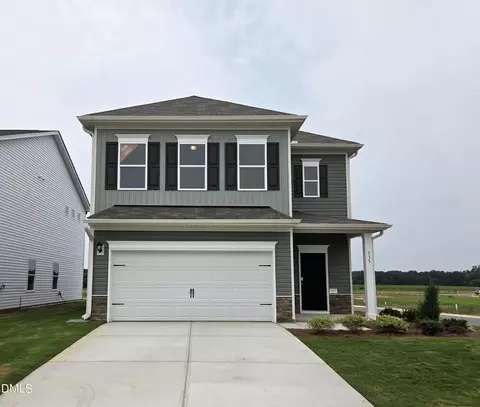 135 Oyster Tabby Dr, Lillington, NC 27546