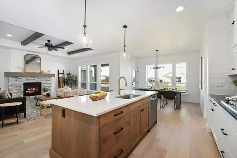 Kitchen - 6000 Id-16, Eagle, ID 83616 photo 2 of 3