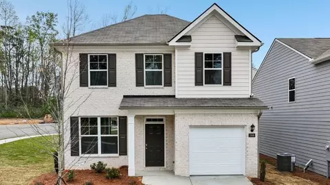 2681 Canterbury Ln, College Park, GA 30349