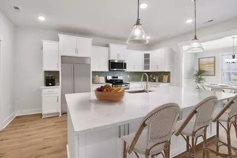 Kitchen - Edens Lane, Hampstead, NC 28443 photo 2 of 5