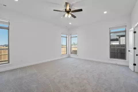 Bedroom - 442 Fox Trl, Springdale, AR 72762 photo 2 of 5