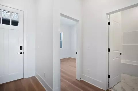 Entry Way - 442 Fox Trl, Springdale, AR 72762 photo 1 of 3
