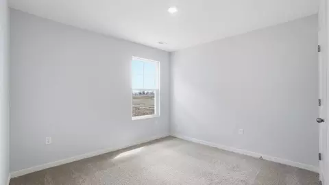 Bedroom - 1774 Pumpkin Ridge Rd, Circleville, OH 43113 photo 7 of 22