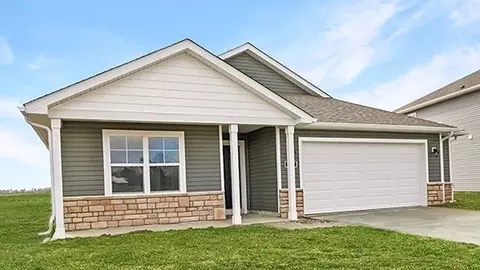 Exterior - 1774 Pumpkin Ridge Rd, Circleville, OH 43113 photo 2 of 6