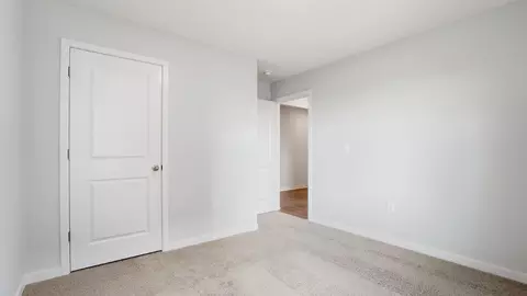Bedroom - 1774 Pumpkin Ridge Rd, Circleville, OH 43113 photo 6 of 22