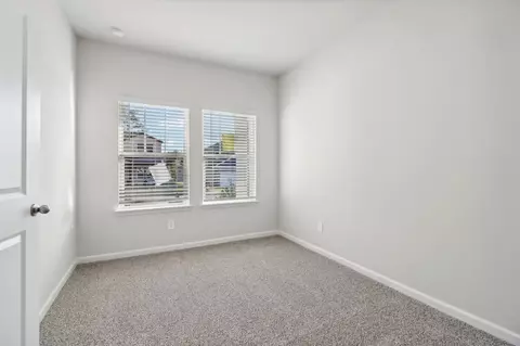 5150 Crescendo Cir, Fairburn, GA 30213