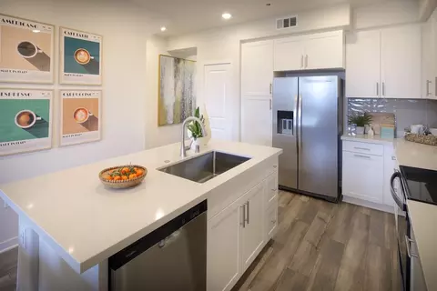 Kitchen - 9568 Hannah Way, Riverside, CA 92503 photo 1 of 7