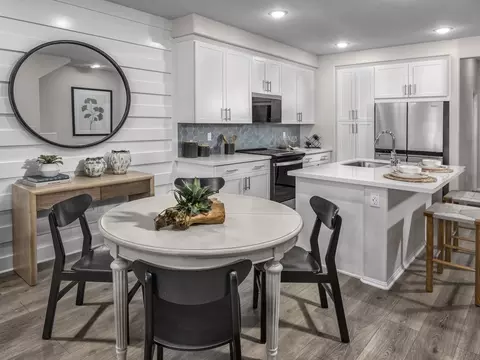 407 Lotus Dr, San Marcos, CA 92069