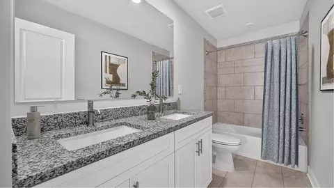 Bath - 17055 Gathering St, Boyds, MD 20841 photo 2 of 6