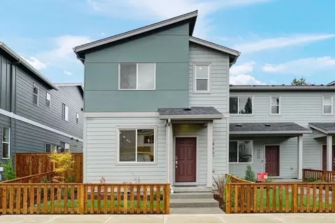 430 SW 32nd St, Battle Ground, WA 98604