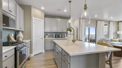 Kitchen - 24217 E 53rd Dr, Aurora, CO 80019 photo 2 of 3