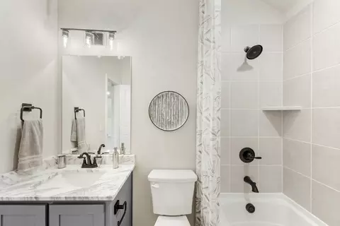 Bath - 1804 Hickory Chase Ln, Anna, TX 75409 photo 5 of 6