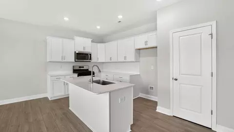 Kitchen - 305 River Trace Loop, Simpsonville, SC 29680 photo 2 of 3