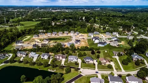 View/Area - 5236 Ivy Rose Ln, Cincinnati, OH 45247 photo 4 of 16