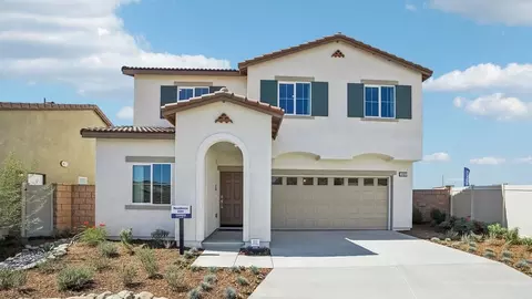 Exterior - 31053 Willow Oak Dr, Winchester, CA 92596 photo 5 of 6
