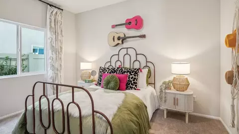 Bedroom - 31053 Willow Oak Dr, Winchester, CA 92596 photo 4 of 11