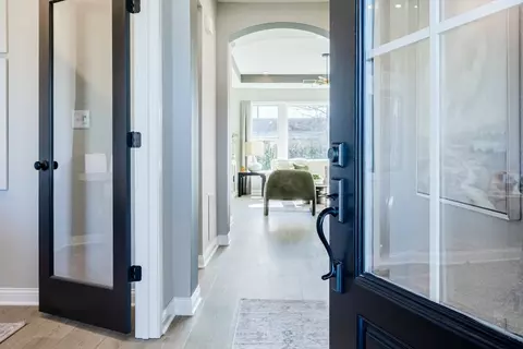 Entry Way - 4203 Altman Ave, Springfield, OH 45505 photo 1 of 7