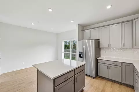 Kitchen - 1831 John Stricker Ave, Baltimore, MD 21222 photo 4 of 6
