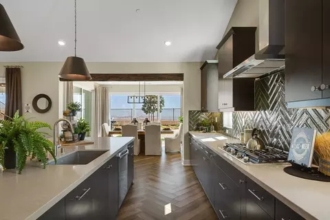 Kitchen - 29902 Vintage Ct, Castaic, CA 91384 photo 3 of 6