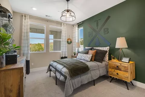 Bedroom - 29902 Vintage Ct, Castaic, CA 91384 photo 3 of 6