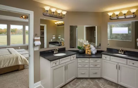 Bath - 2538 Nelson Ln, Delaware, OH 43015 photo 1 of 2