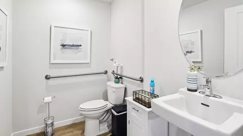 Bath - 8065 Cedar Key Way, Lehigh Acres, FL 33971 photo 1 of 2