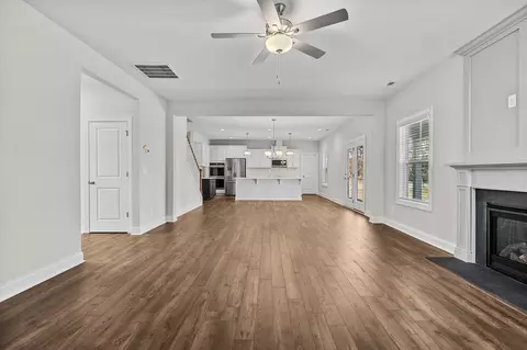 Living - 282 Pierre Dr, Benson, NC 27504 photo 5 of 6