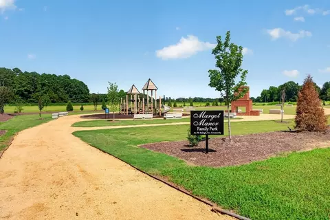 View/Area - 282 Pierre Dr, Benson, NC 27504 photo 1 of 7