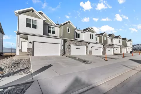 Exterior - 843 S 380 E, Smithfield, UT 84335 photo 5 of 5